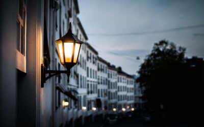 Moderne og Traditionelle Udendørslamper fra Nordlux: Belysning med Skandinaviske Rødder